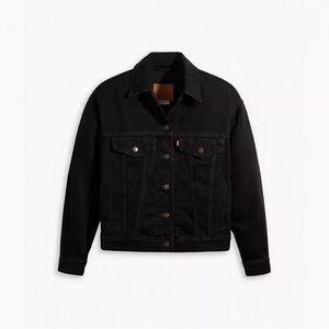 NWOT Levi’s 90s Trycker Jean Jacket in Black